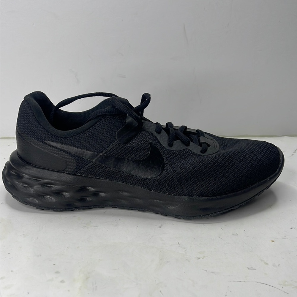 Nike Women's Black Sneakers